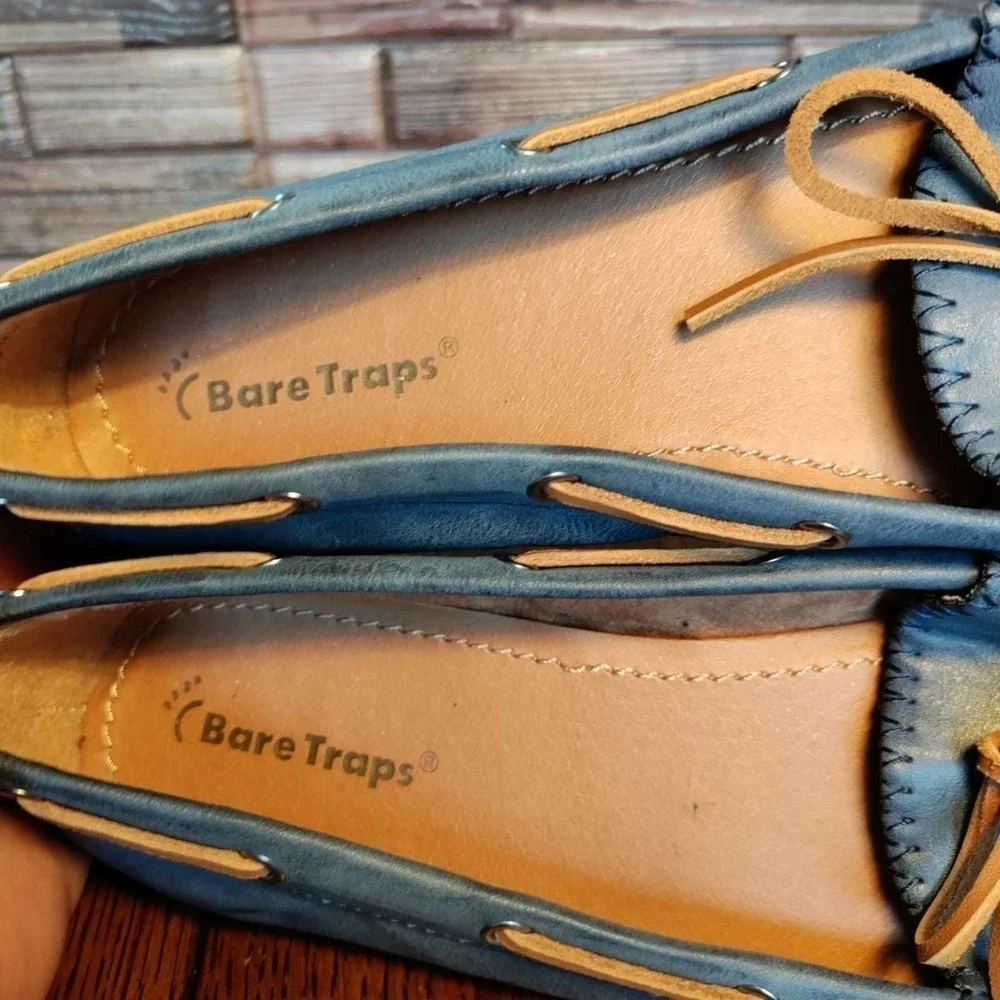 Bare Traps Woman's leather moccasin 7